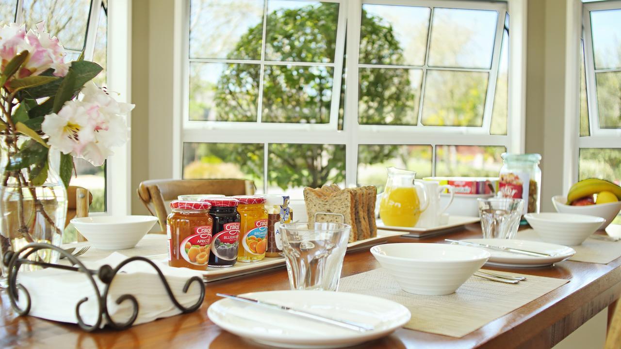 Olive House Bed And Breakfast Κράισττσερτς Εξωτερικό φωτογραφία